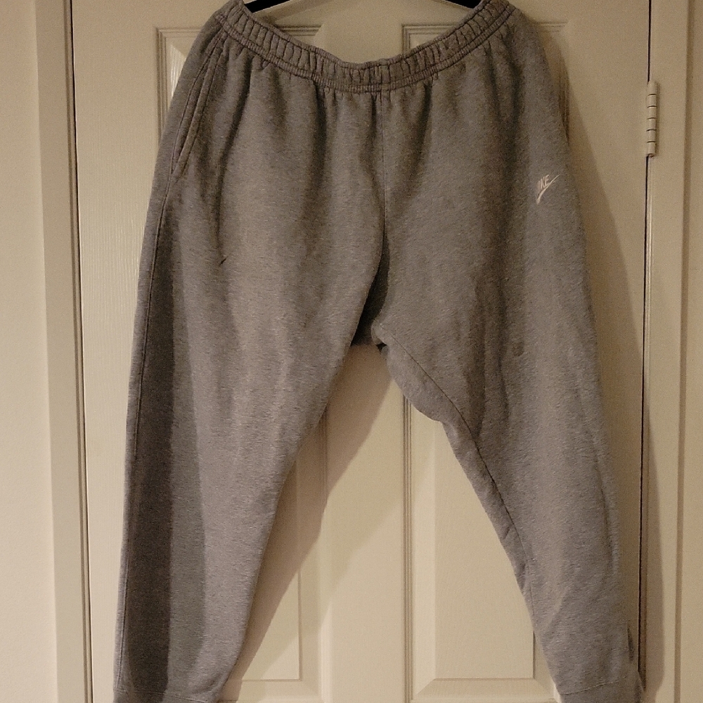 Nike Heather Gray Joggers